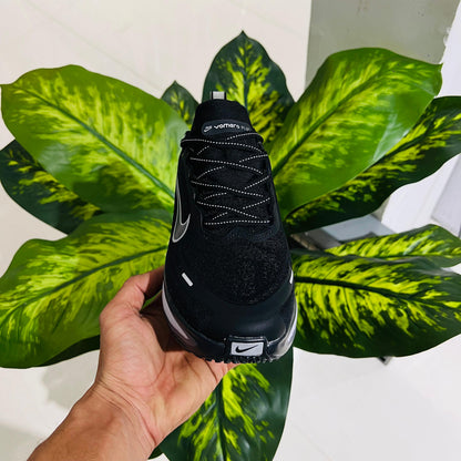 Shoes nike vomero plus black grey sole