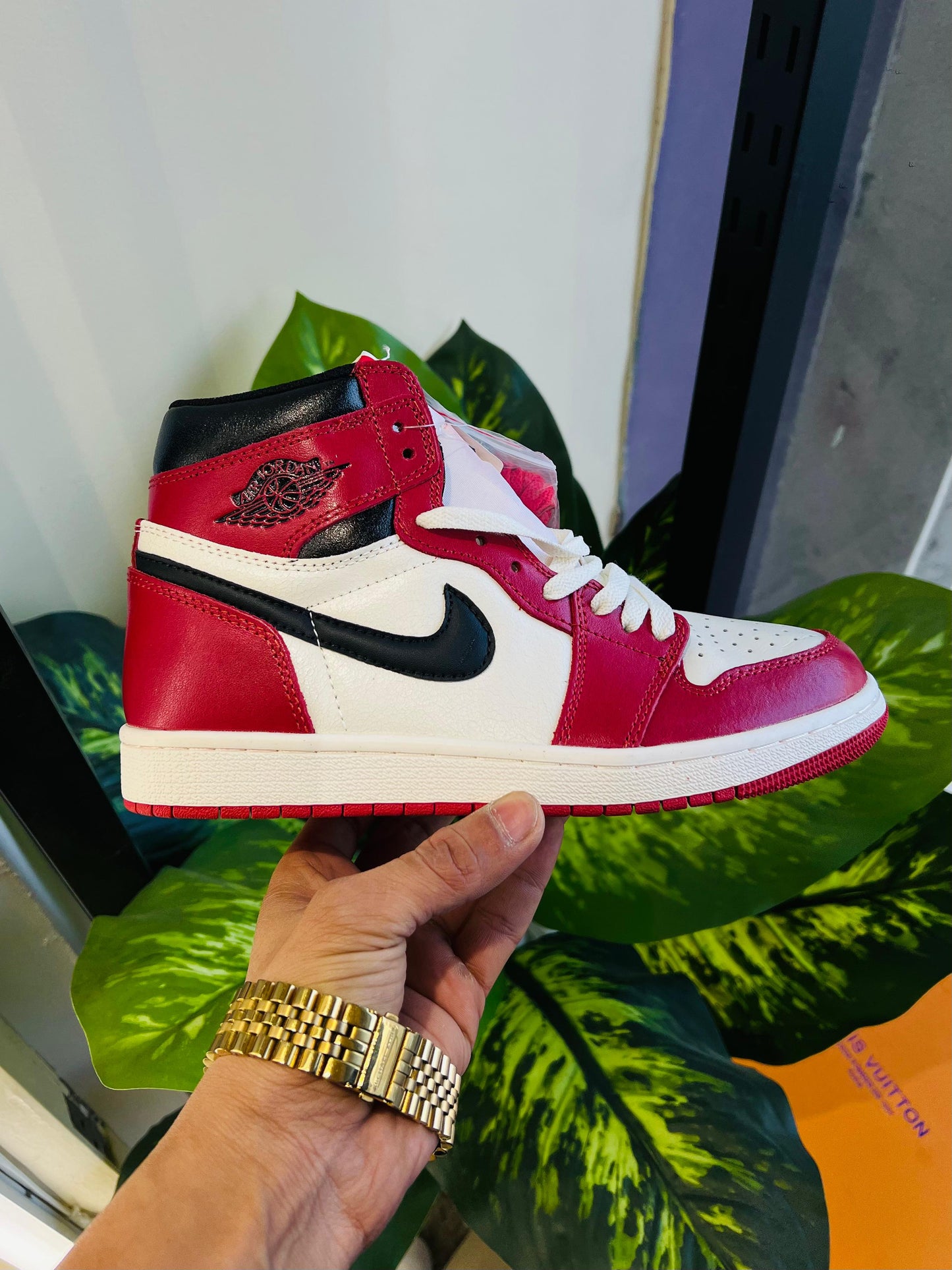 Shoes nike air jordan 1 lost and found