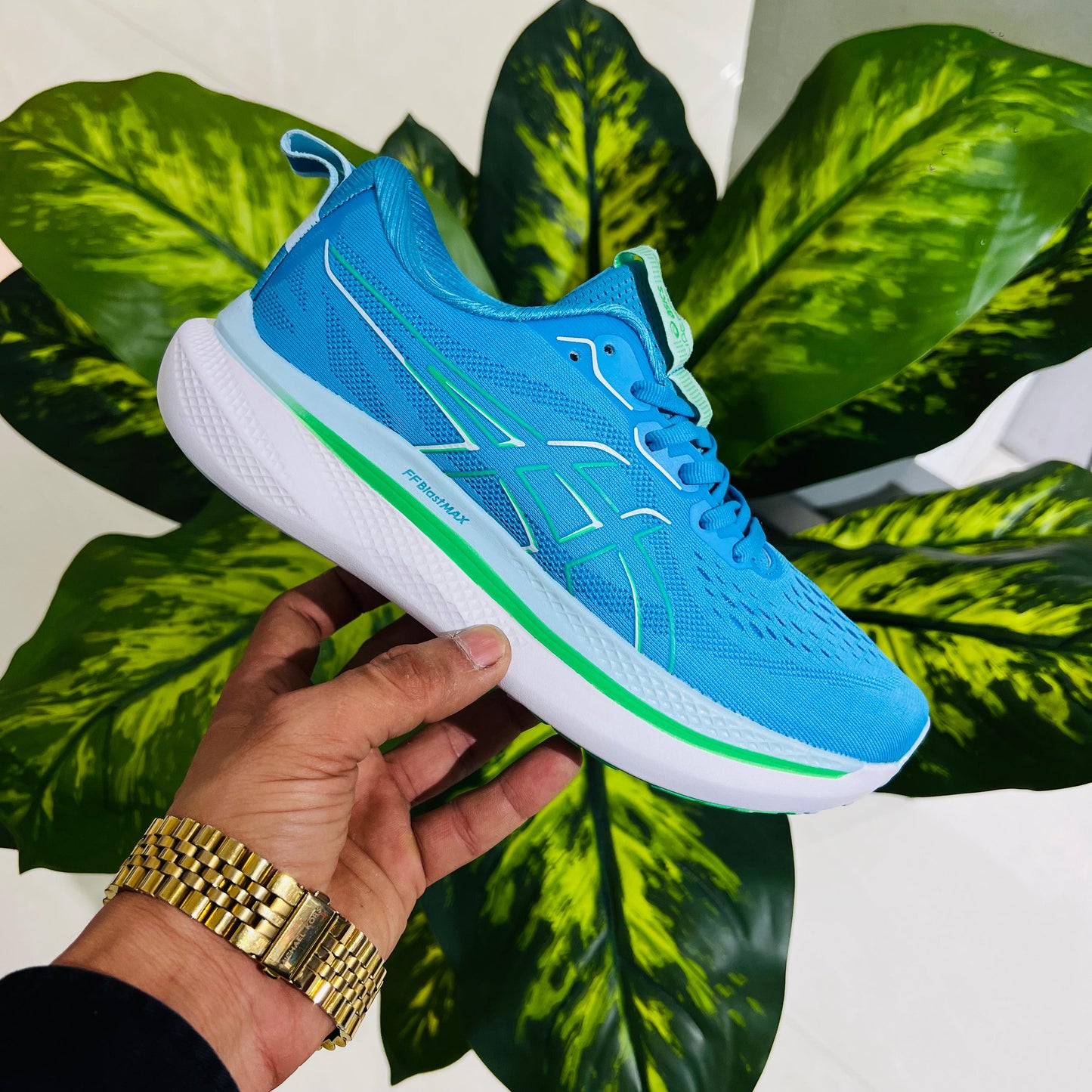 Shoes asics blue running