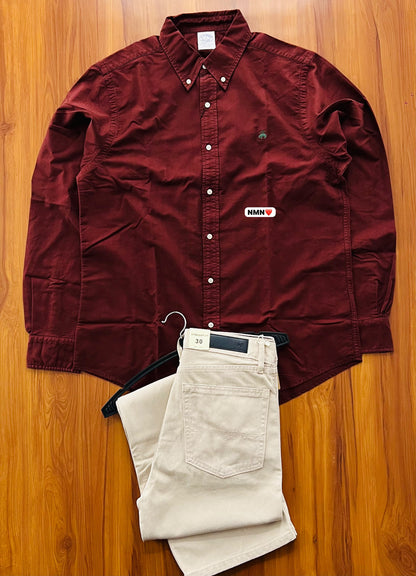Shirt solid colour. Blast wash. Peach soft. Oxford fabric ( feels like velvet smooth ) so fckn damn awesome. Quality is speaking