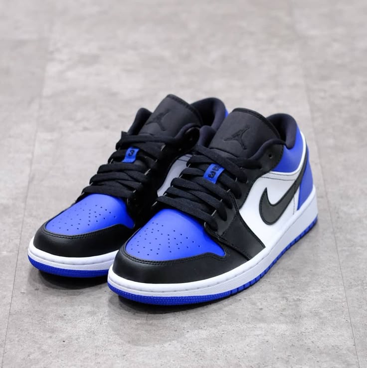 Shoes nike air jordan 1 blue low