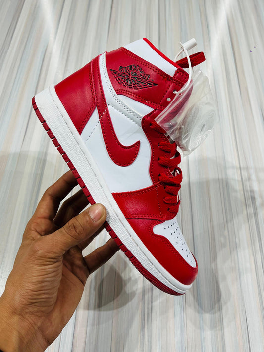 Shoes nike air jordan 1 red high