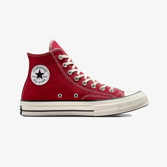 Shoes converse blood red/ mehroon shade