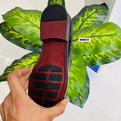 Formal belly numen cuban heel croc leather black red bottom