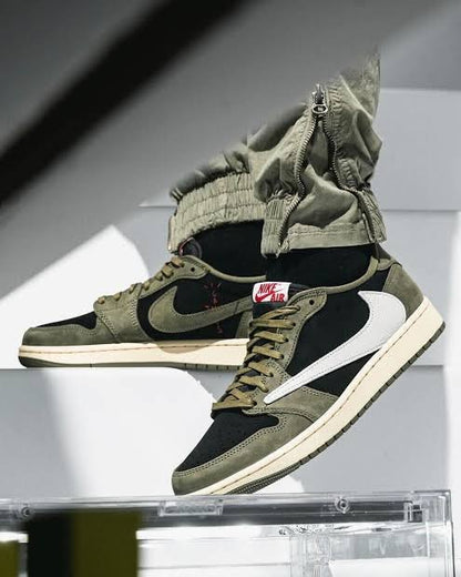 Shoes nike air jordan 1 low x travis scott green