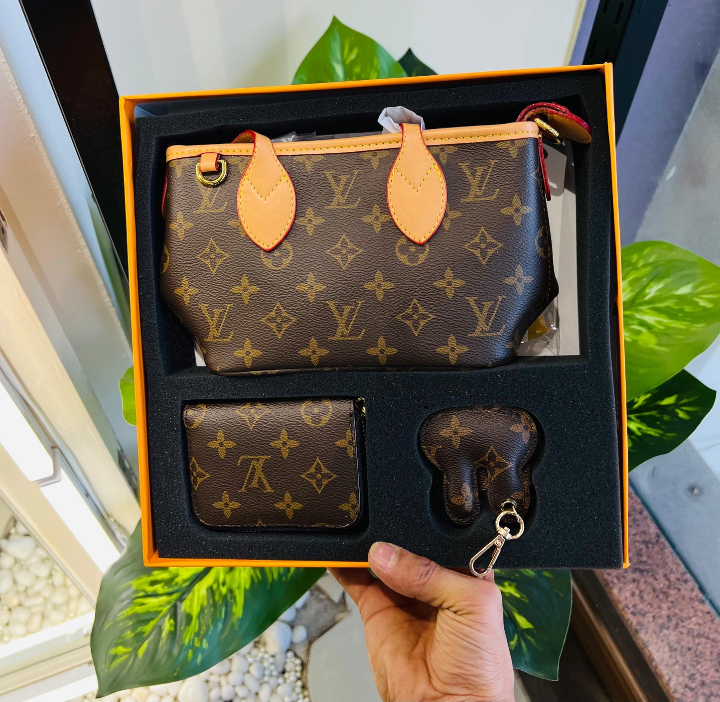 Ladies bag lv gift set ✨️