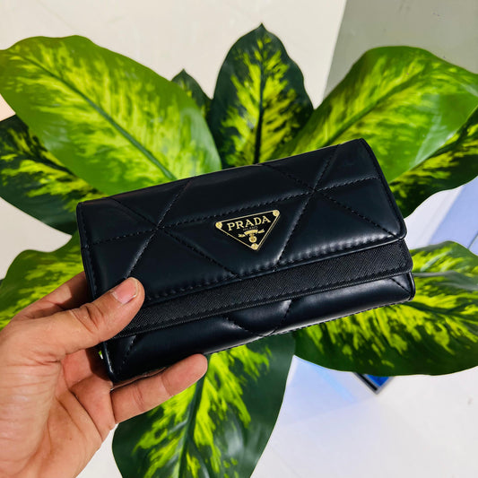 Hand wallet/clutch prada trifold