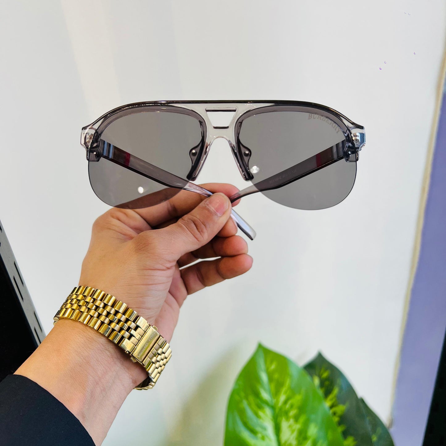 Shades 😎 folder 📂