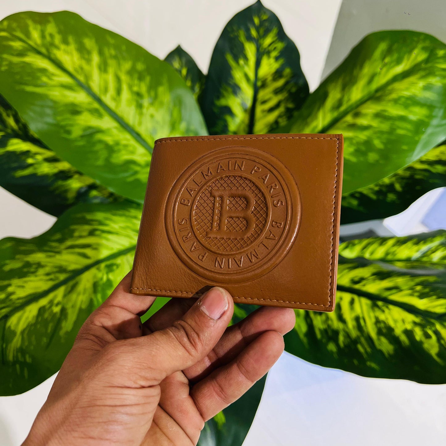 Wallet balmain tan