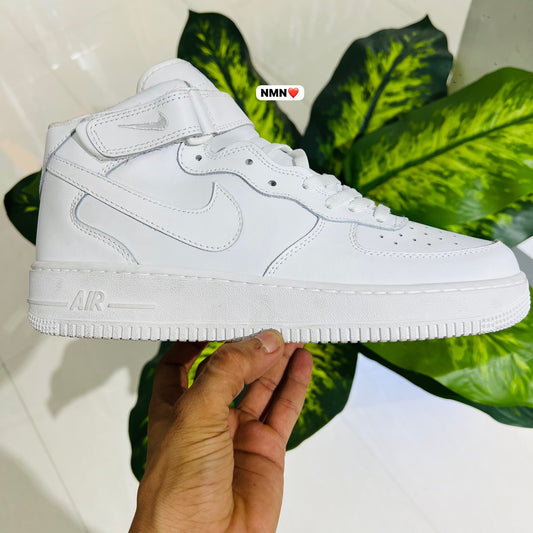 Shoes nike airforce 1 mid tripple white