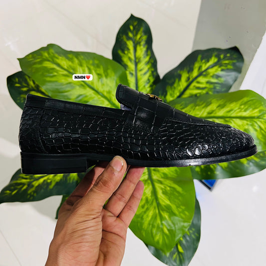 Formal belly numen cuban heel croc leather black red bottom