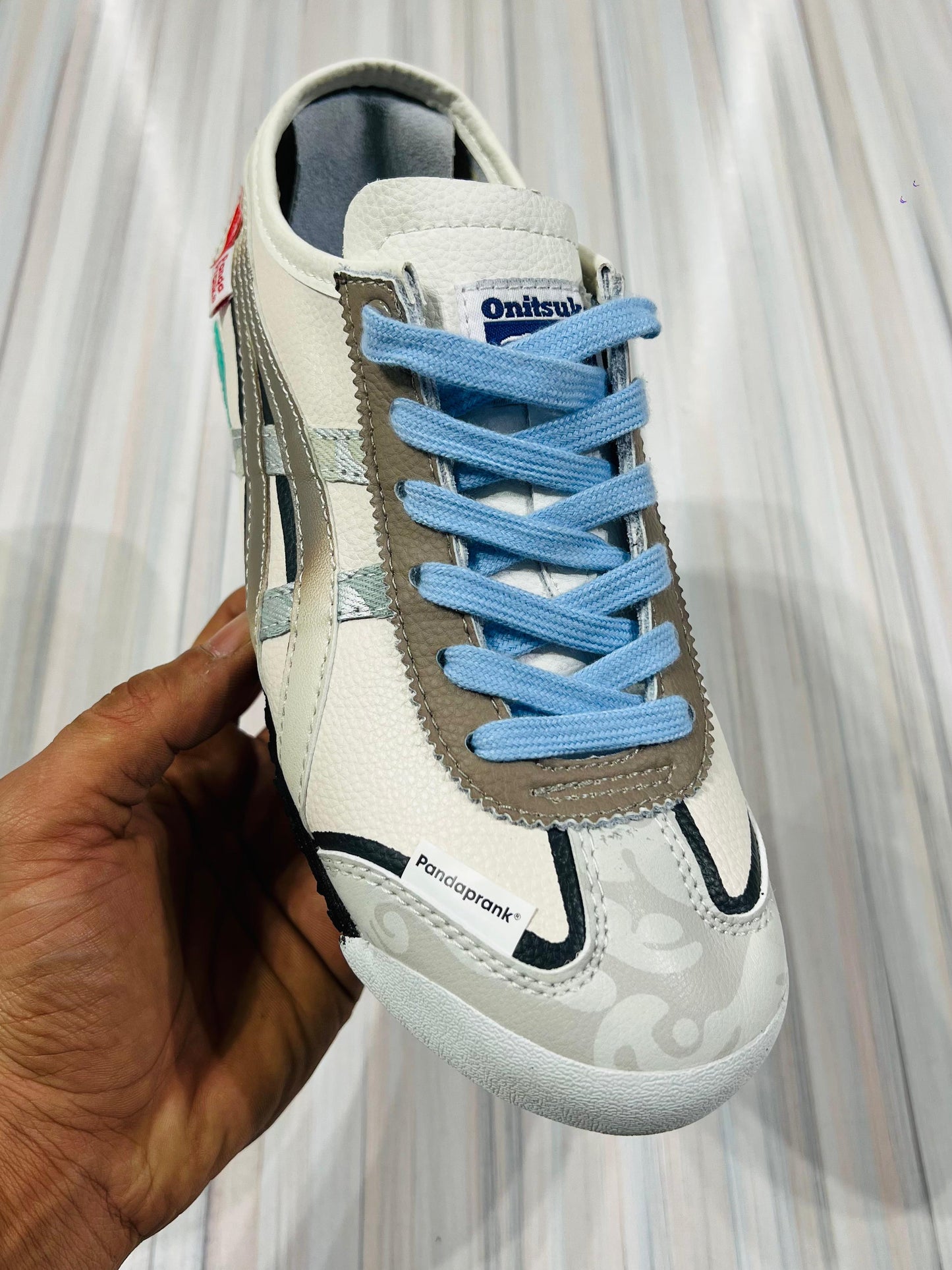 Shoes asics onitsuka tiger panda prank