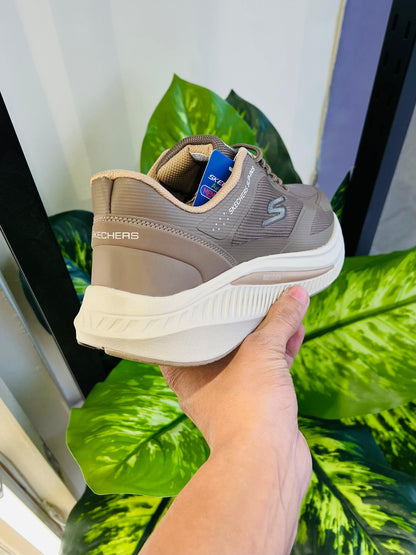 Shoes skechers running british brown
