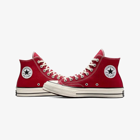 Shoes converse blood red/ mehroon shade