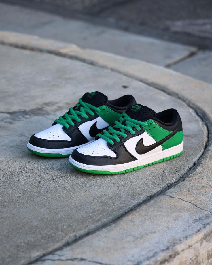 Shoes nike sb dunk green low pro