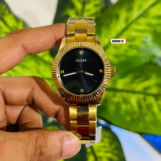 Watch guess gold black