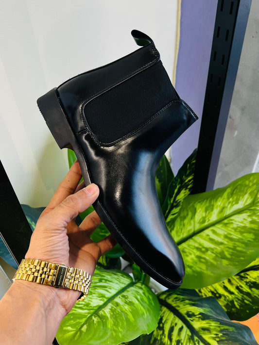 Formal chelsea nb black