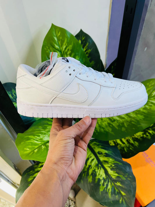 Shoes Nike sb dunk tripple white