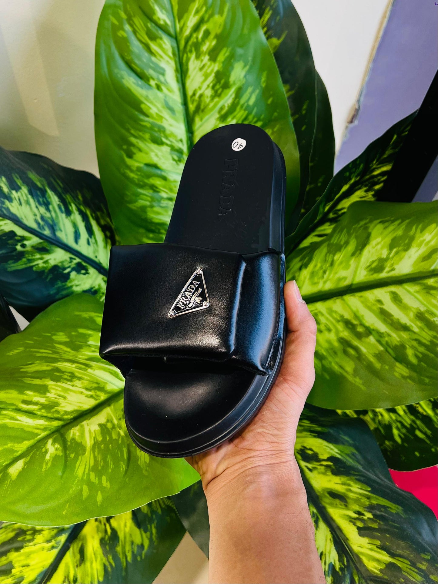 Slipper prada