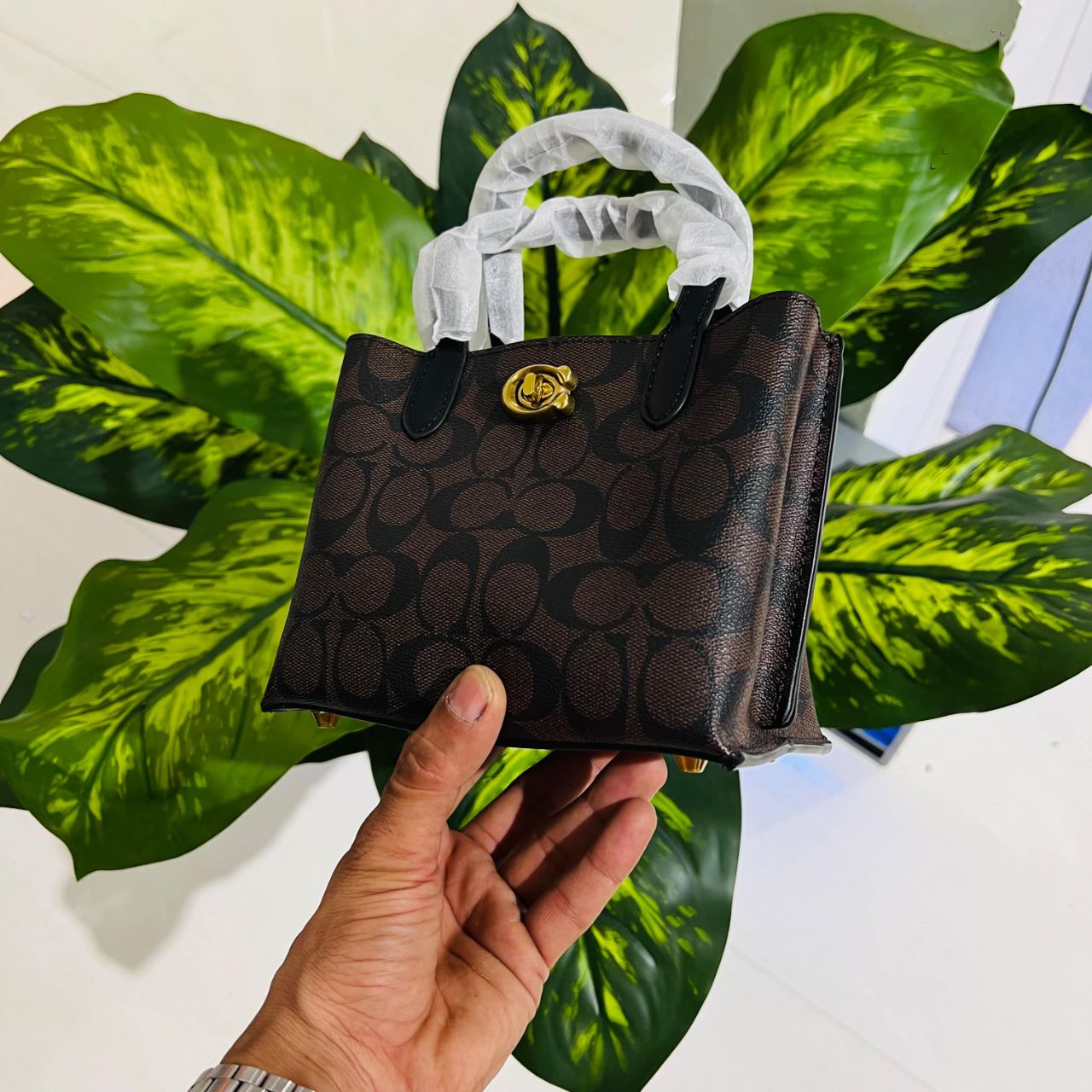 Ladies bag coach