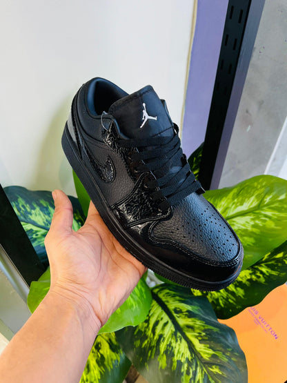 Shoes nike air jordan all black