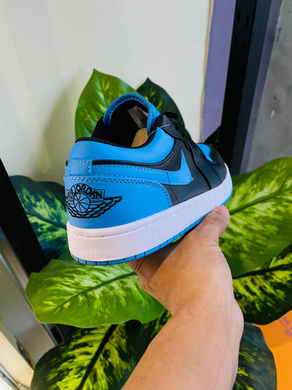 Shoes nike air jordan 1 university blue black