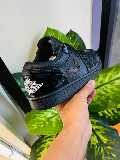 Shoes nike air jordan all black