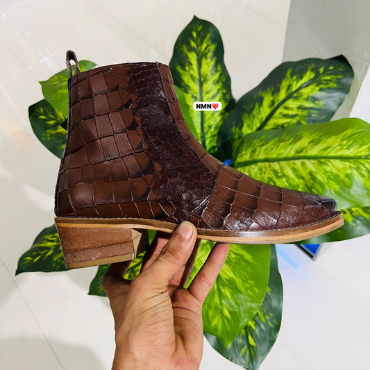 Formal chelsea numen cuban heel croc leather brown
