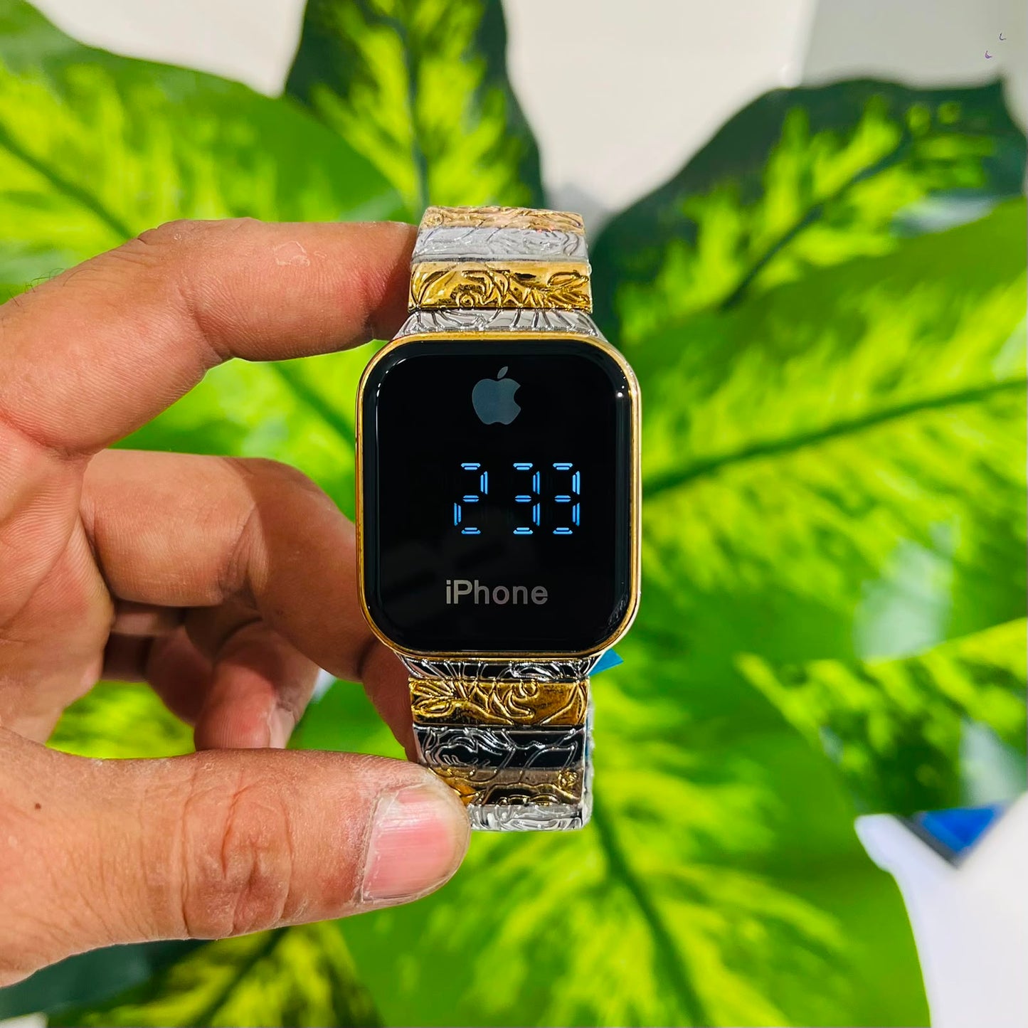 Watch iphone gold digital
