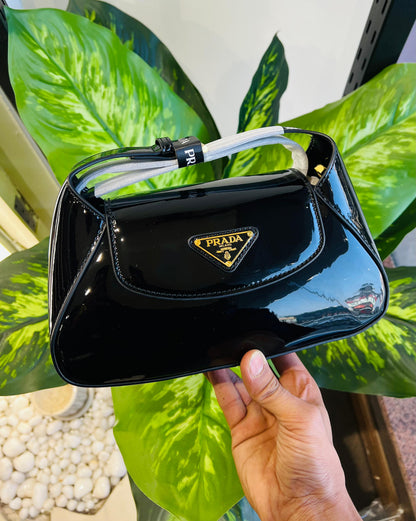 Ladies purse prada