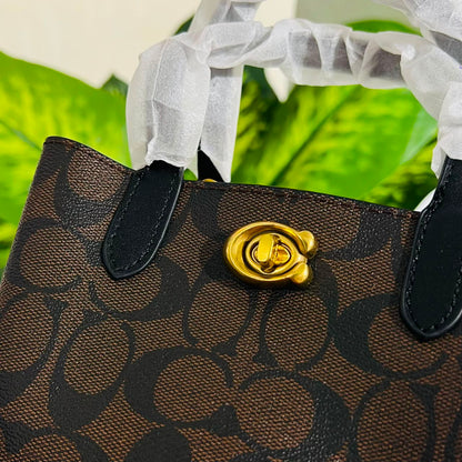 Ladies purse coach