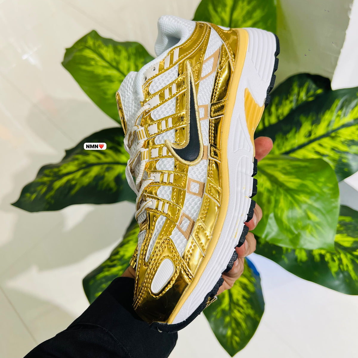 Shoes nike p6000 golden white