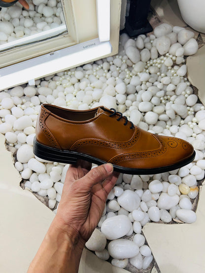 Formal belly brogue tan
