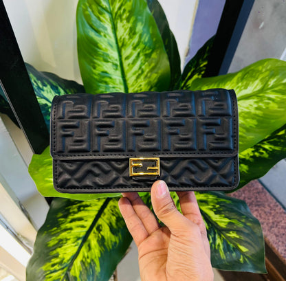 Ladies purse fendi
