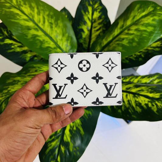 Wallet lv white