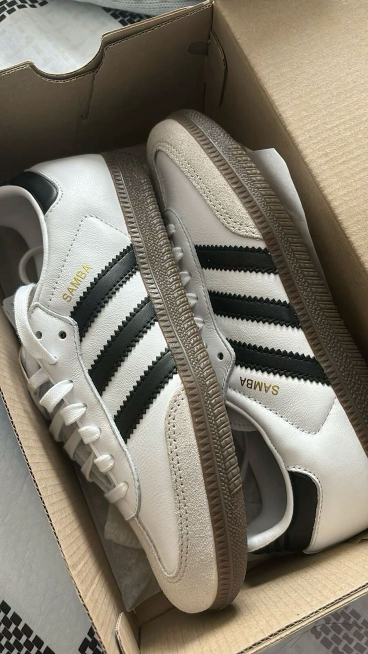 Shoes adidas samba white