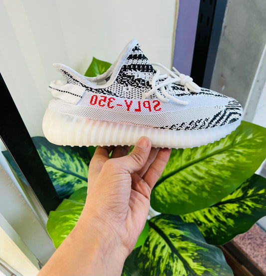 Shoes adidas yeezy 350 zebra