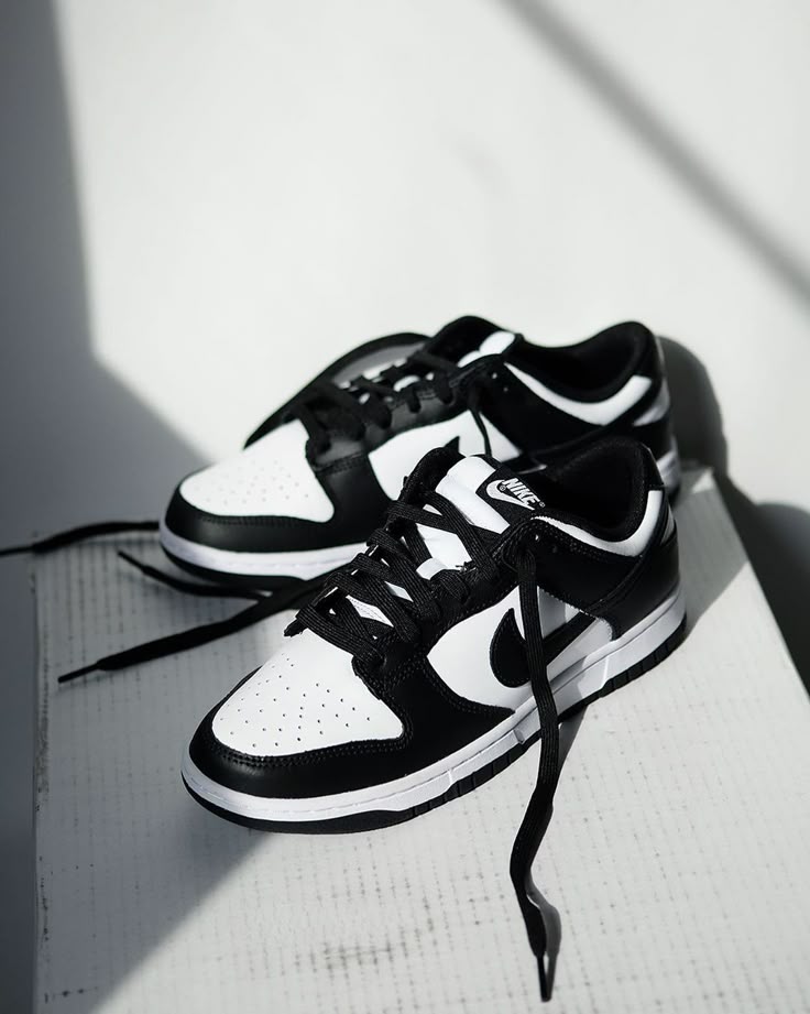Shoes nike sb dunk panda low