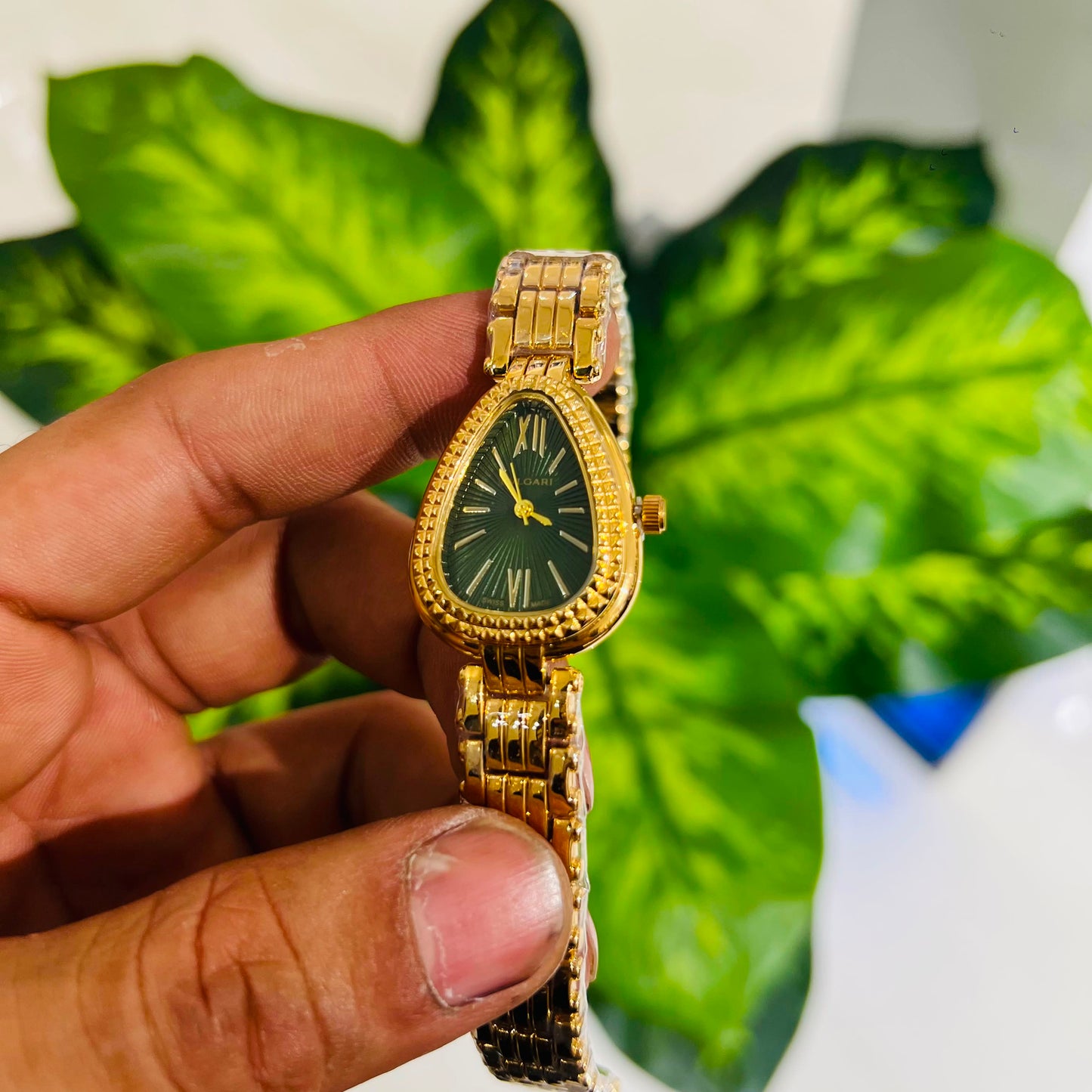 Girls watch bvlgri gold green