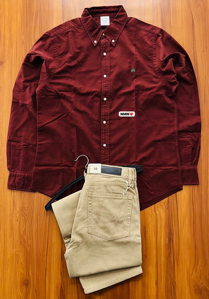 Shirt solid colour. Blast wash. Peach soft. Oxford fabric ( feels like velvet smooth ) so fckn damn awesome. Quality is speaking
