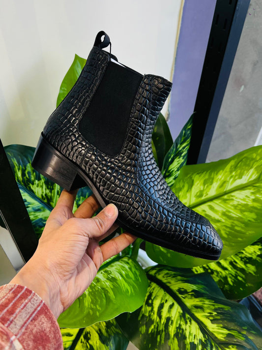 Formal chelsea black cuban heel woodsole