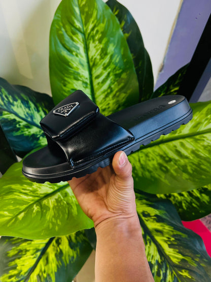 Slippers prada all black