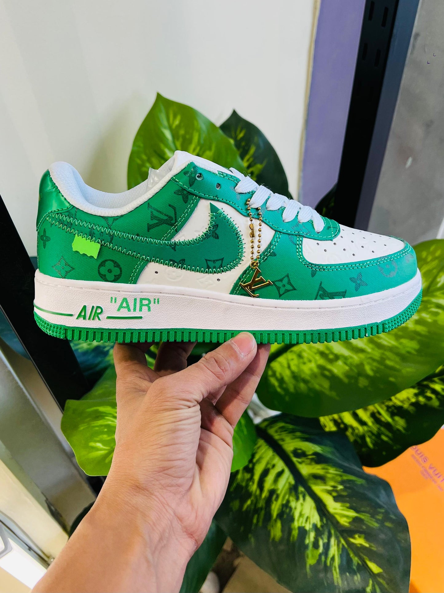 Shoes Nike airforce 1 green x lv x mc stan