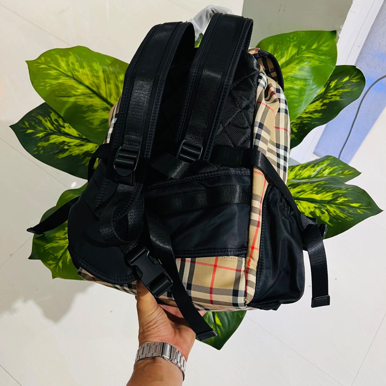 Backpack burberry worldly admired 🙌