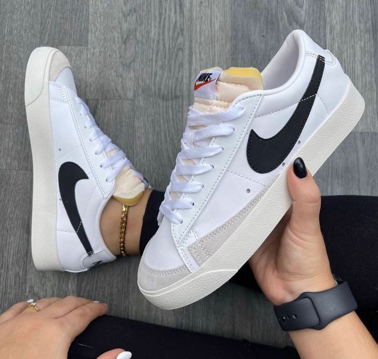 Shoes nike blazer white low