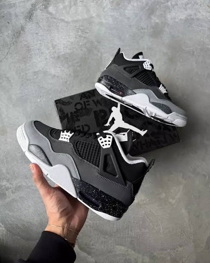 Shoes jordan retro 4 grey black